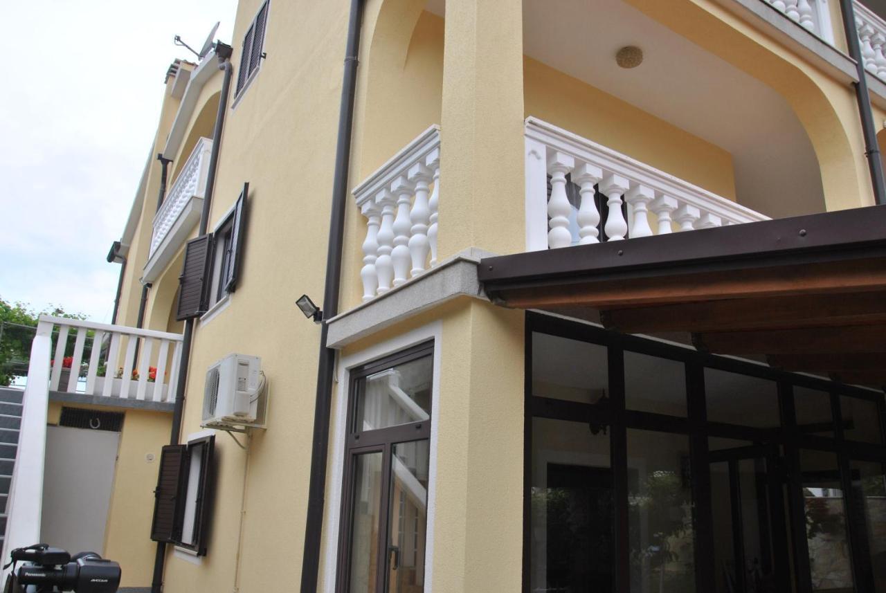 Apartments Villa Macola Trogir Dış mekan fotoğraf